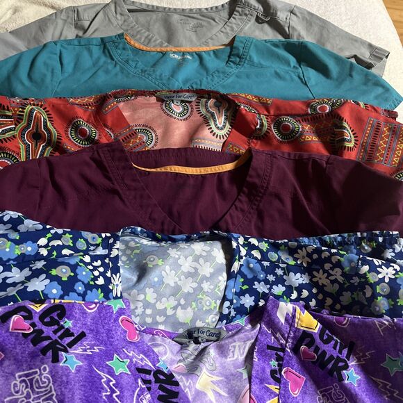 Lot of 6 Women's Scrub Top Medium Girl Power Aztec Floral Solid Short Sleeves - Picture 2 of 11